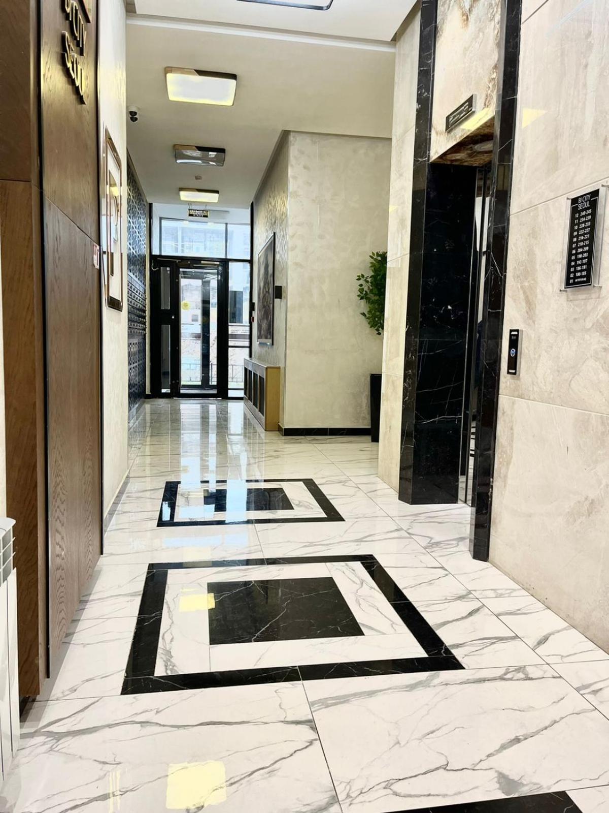 Raisson Aparthotel H346 Хан Шатыр 阿斯坦纳 外观 照片